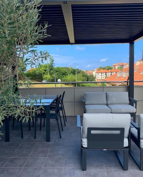 Atico Con Esplendida Terraza Apartment Comillas Exterior photo